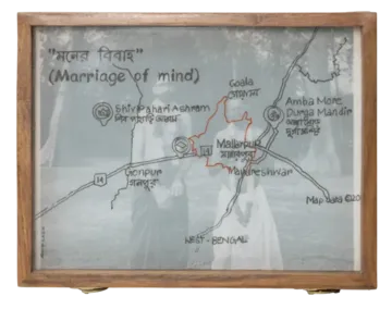 এখেনা অস্পষ্ট Still unclear, 2 by Anup Let - Photography and writing transfer, wooden box on acid-free paper